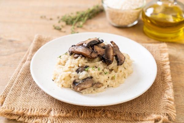 Orzo met bloemkool en champignons