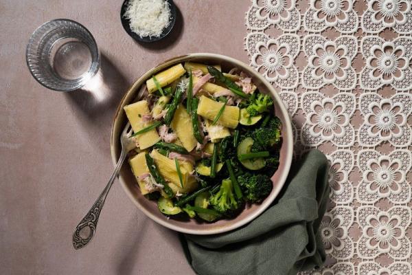 Pasta met asperges en ham